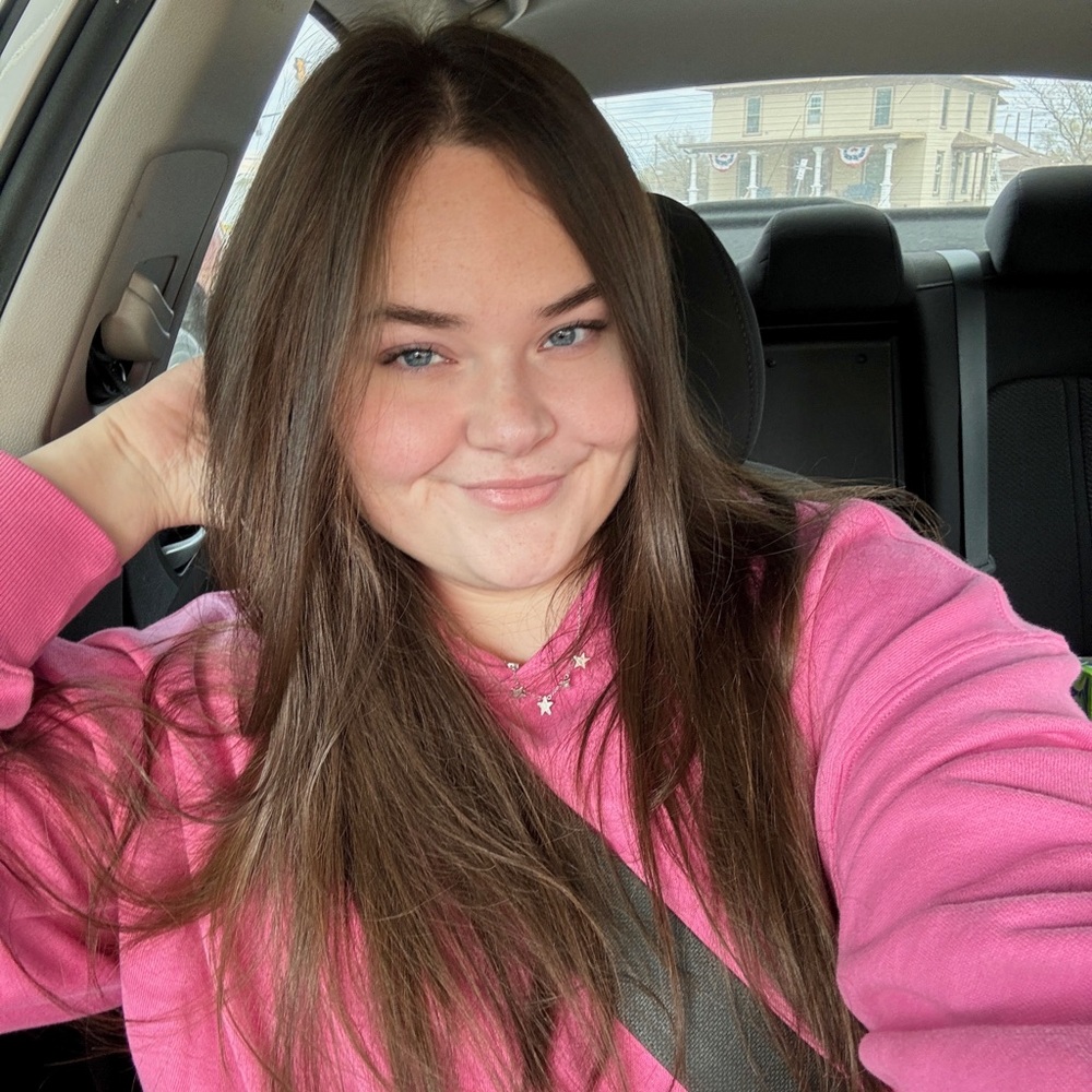 Meet your Posher, Lauren